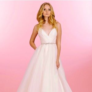 Hayley Paige Wedding Dress